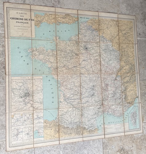 Vecchia grande mappa rivestita